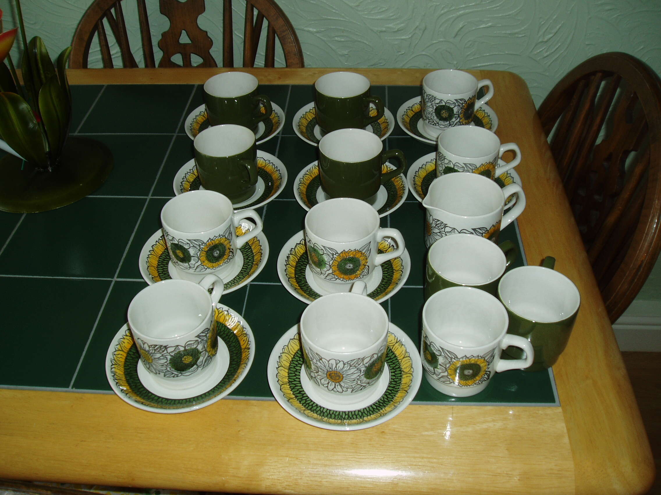 Attached picture cups 1.JPG